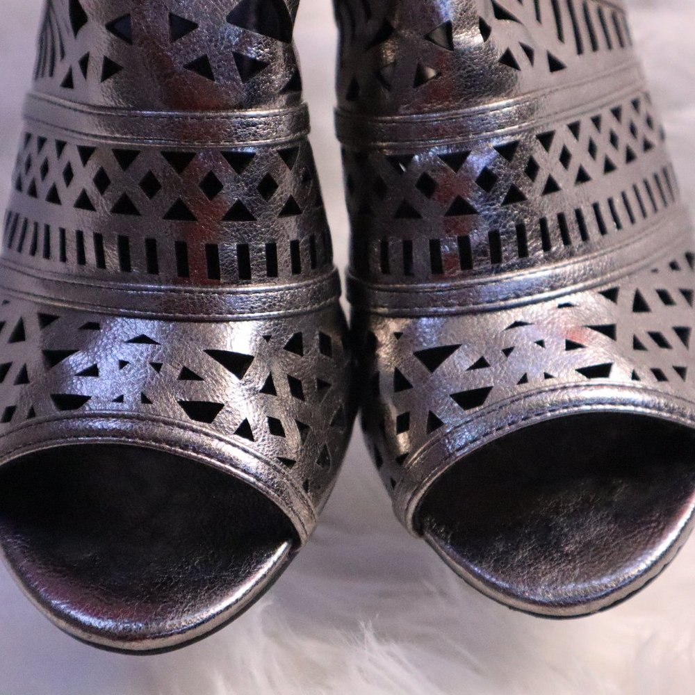 SANDALS - Picture 3 of 5